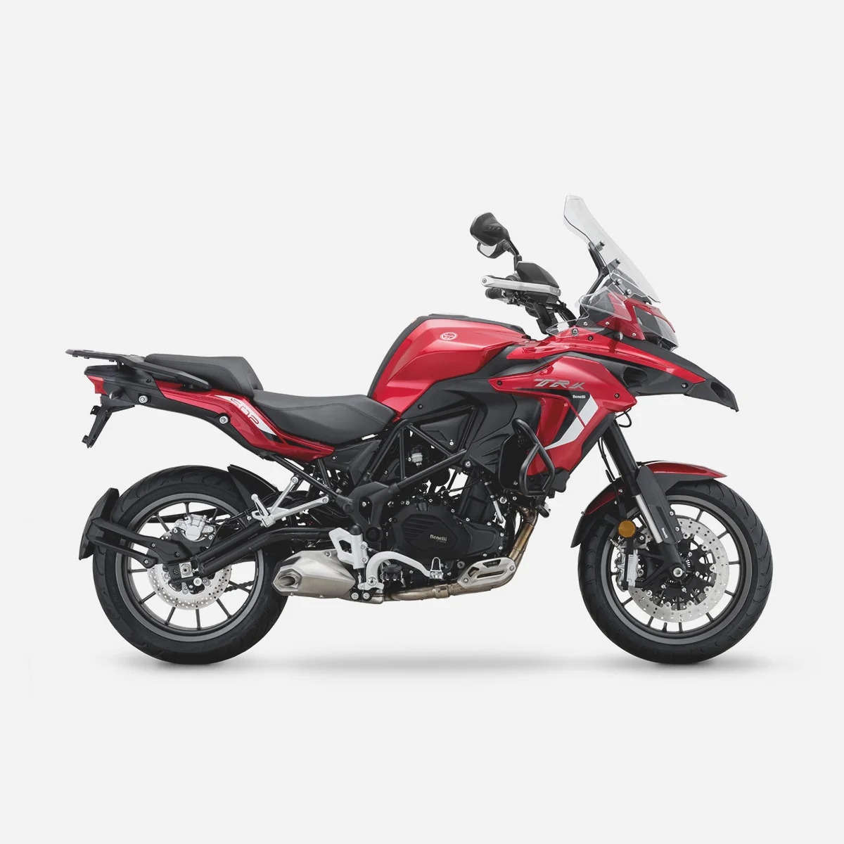 Мотоцикл Benelli TRK 502 красный