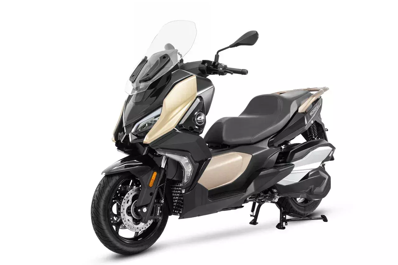 Скутер QJMOTOR Fort 350